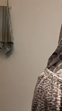 Moi Lina online show from December 2024 12:30:01 PM