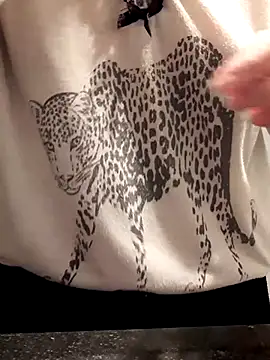 Moi Lina online show from September 2025 01:34:02 PM