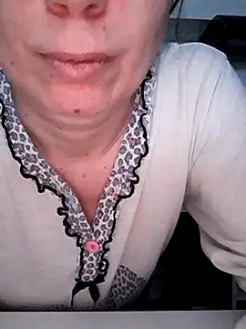 Moi Lina online show from January 2026 03:03:02 PM