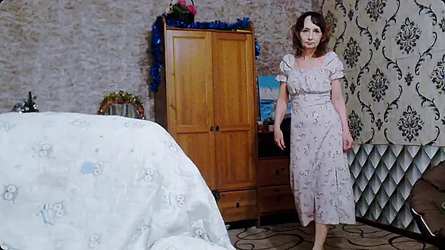 AnnieEltgant online show from December 2024 03:20:02 PM