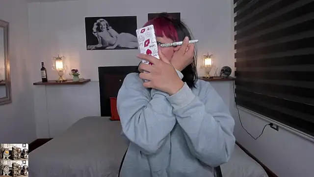 Mariana Joness online show from January 2025 02:48:01 AM