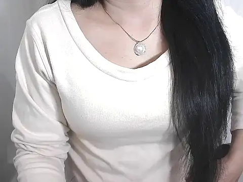 Snapshot of Chanchal--Navya chatting on December 2025 06:04:01 PM Chanchal--Navya online show from December 2025 06:04:01 PM