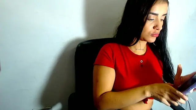 lorensweet77 online show from December 2024 04:43:01 PM