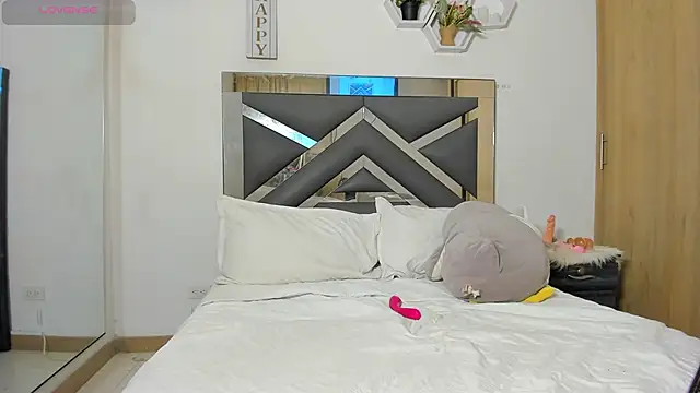 Snapshot of lexa_cooper chatting on December 2024 04:20:01 AM lexa cooper online show from December 2024 04:20:01 AM