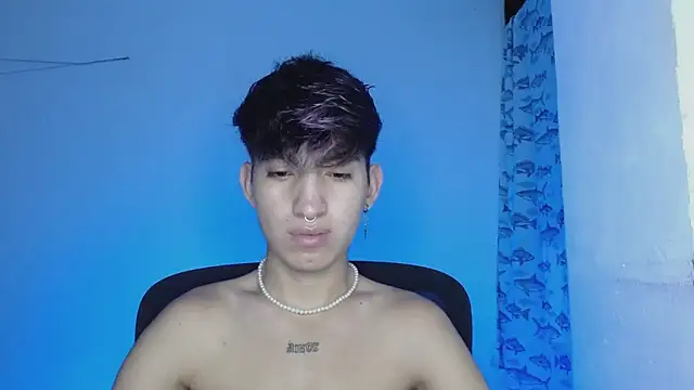 Snapshot of littlextreme chatting on March 2025 06:46:02 AM littlextreme online show from March 2025 06:46:02 AM