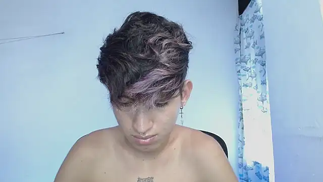 Snapshot of littlextreme chatting on March 2025 12:54:02 PM littlextreme online show from March 2025 12:54:02 PM