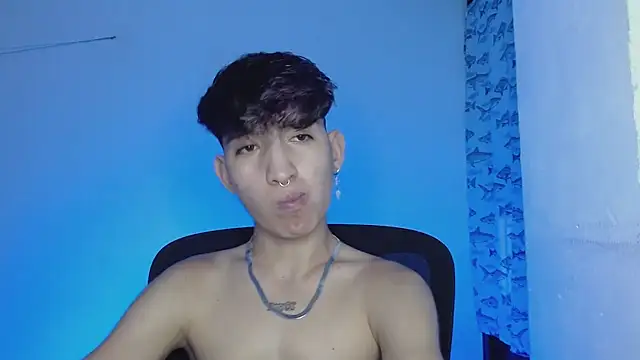 Snapshot of littlextreme chatting on March 2025 03:55:02 AM littlextreme online show from March 2025 03:55:02 AM