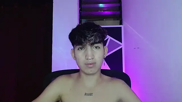 Snapshot of littlextreme chatting on March 2025 06:46:02 AM littlextreme online show from March 2025 06:46:02 AM