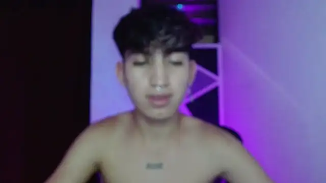 Snapshot of littlextreme chatting on March 2025 09:49:02 AM littlextreme online show from March 2025 09:49:02 AM