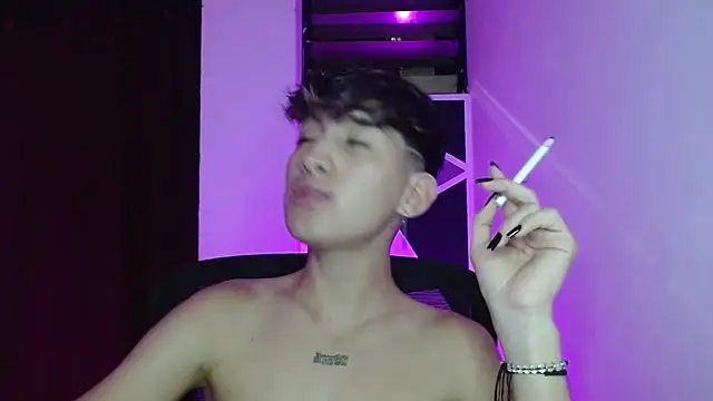 Snapshot of littlextreme chatting on March 2025 10:17:02 AM littlextreme online show from March 2025 10:17:02 AM