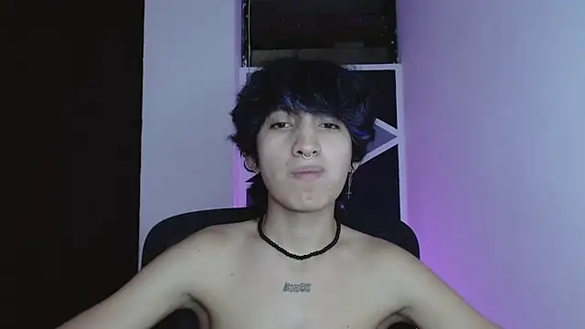 Snapshot of littlextreme chatting on February 2026 02:27:02 AM littlextreme online show from February 2026 02:27:02 AM