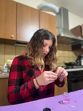 DaisyVibesss online show from March 2025 11:53:01 AM