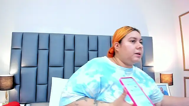 aandreaperez online show from February 2025 11:42:01 AM