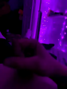 Hugetings online show from December 2025 12:34:02 PM