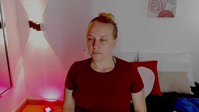 EmilySumer online show from May 2026 10:17:01 PM