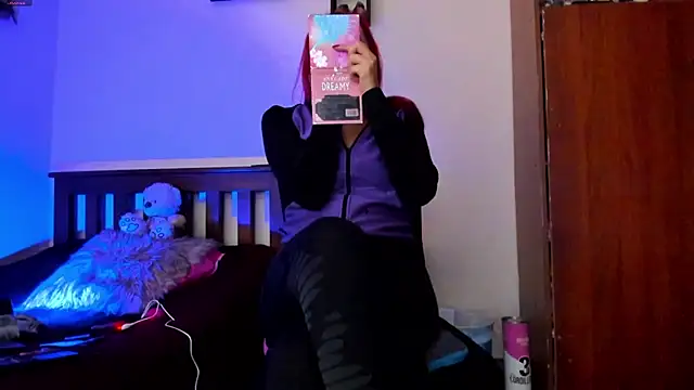 Snapshot of Cheerryll chatting on December 2024 06:35:01 AM Cheerryll online show from December 2024 06:35:01 AM