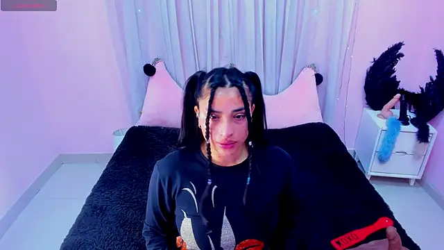 Snapshot of Kirara_22 chatting on March 2025 04:35:01 AM Kirara 22 online show from March 2025 04:35:01 AM