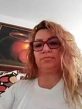 gisela27 online show from February 2025 04:02:01 PM