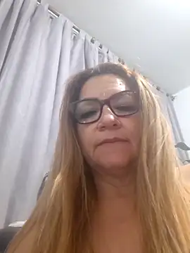 Snapshot of gisela27 chatting on May 2026 03:26:01 AM gisela27 online show from May 2026 03:26:01 AM