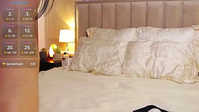 Snapshot of SereneRhodes chatting on February 2025 06:13:02 PM SereneRhodes online show from February 2025 06:13:02 PM