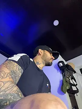 CamiloGray  online show from January 2025 01:07:01 PM