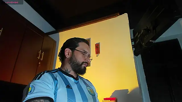 CamiloGray  online show from February 2026 02:46:01 PM