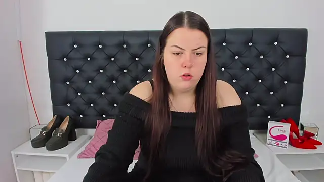 Snapshot of EvaLick chatting on January 2025 06:24:01 AM EvaLick online show from January 2025 06:24:01 AM