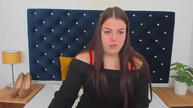 Snapshot of EvaLick chatting on February 2025 09:31:01 AM EvaLick online show from February 2025 09:31:01 AM