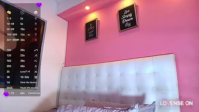 hornyhousekeeper  online show from March 2025 12:55:02 PM