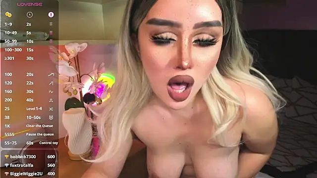 Snapshot of Miss_mariahmonroe chatting on December 2024 09:53:02 PM Miss mariahmonroe online show from December 2024 09:53:02 PM