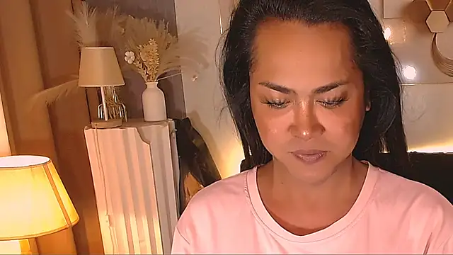 Snapshot of negrashemalexxx chatting on February 2026 08:35:01 AM negrashemalexxx online show from February 2026 08:35:01 AM