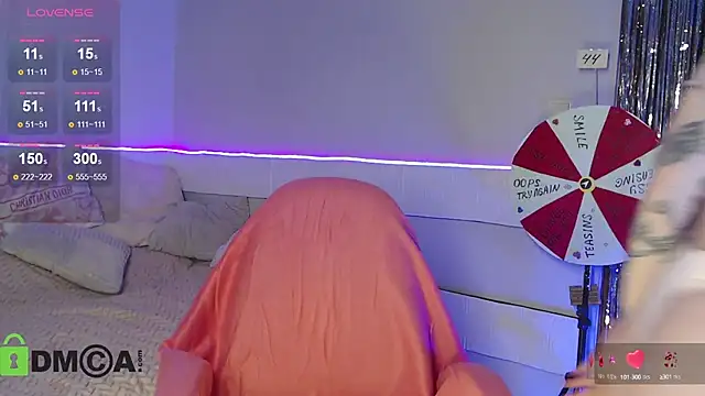 Snapshot of Emma_meii chatting on December 2024 04:05:01 PM Emma meii online show from December 2024 04:05:01 PM