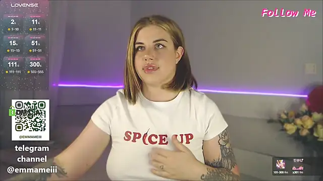 Snapshot of Emma_meii chatting on February 2025 03:56:01 PM Emma meii online show from February 2025 03:56:01 PM