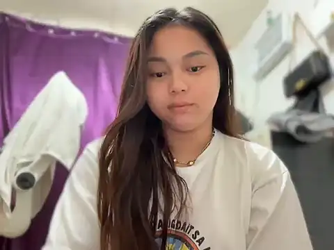 Snapshot of SweetieAngelx chatting on March 2026 09:52:02 PM SweetieAngelx online show from March 2026 09:52:02 PM