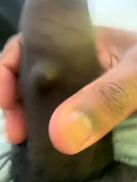 Snapshot of waakenda chatting on December 2025 01:52:02 PM waakenda online show from December 2025 01:52:02 PM