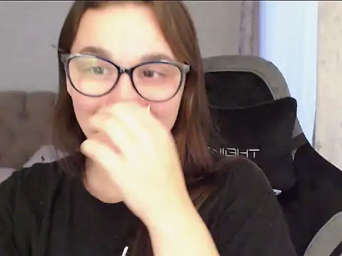 Amy Mur  online show from October 2025 11:20:02 AM