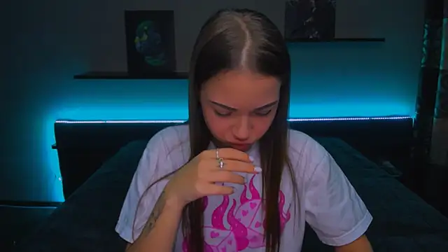 AlexaBarkley online show from December 2024 03:06:01 AM