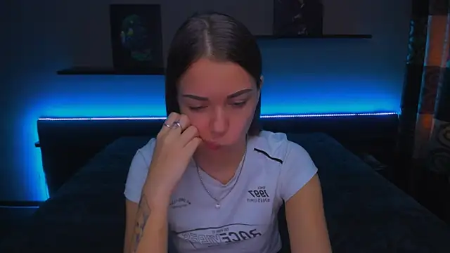 AlexaBarkley online show from January 2025 06:18:02 AM