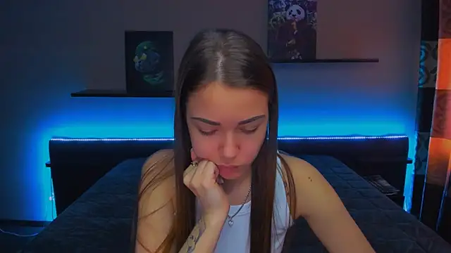 AlexaBarkley online show from March 2025 05:02:01 AM