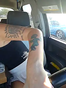 SheIsSomething online show from December 2024 09:50:01 PM