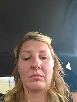 SheIsSomething online show from January 2025 11:01:02 PM