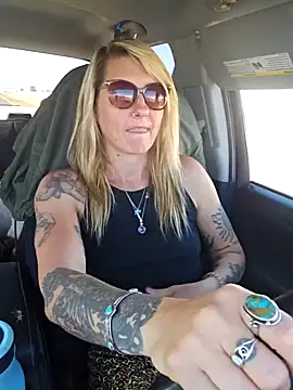 SheIsSomething online show from February 2025 09:06:02 PM