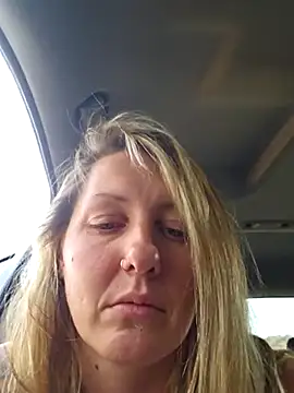 SheIsSomething online show from February 2025 11:01:01 PM