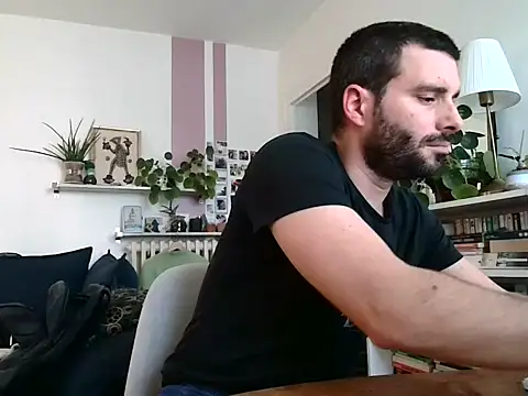 Snapshot of Simon-tem chatting on January 2026 02:44:01 PM Simon-tem online show from January 2026 02:44:01 PM