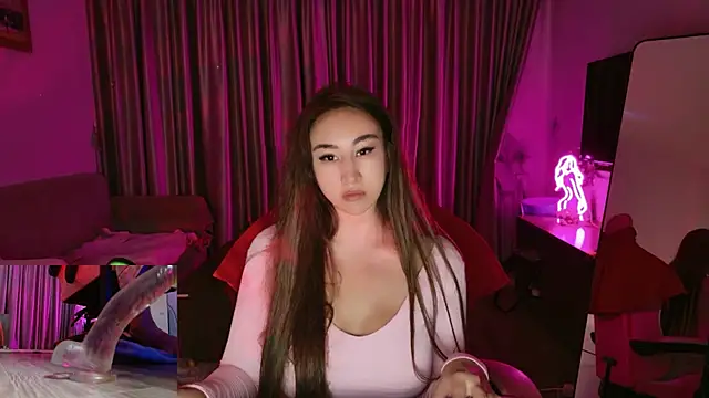 Snapshot of AsianQueens chatting on January 2026 02:44:01 PM AsianQueens online show from January 2026 02:44:01 PM