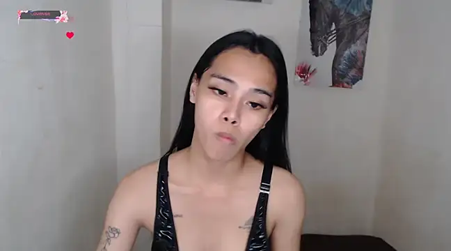 Snapshot of shecutie69 chatting on February 2025 09:19:02 PM shecutie69 online show from February 2025 09:19:02 PM