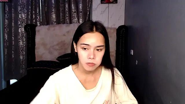 Snapshot of shecutie69 chatting on February 2026 11:52:01 PM shecutie69 online show from February 2026 11:52:01 PM