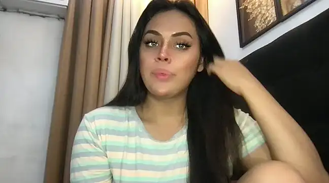 Snapshot of _MissKhimberlyXxx_ chatting on March 2025 01:49:01 PM MissKhimberlyXxx online show from March 2025 01:49:01 PM