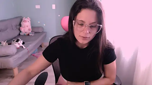 DoctoraMica online show from October 2025 05:47:02 PM