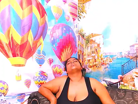 Snapshot of Indianfairy99 chatting on December 2024 12:19:02 PM Indianfairy99 online show from December 2024 12:19:02 PM